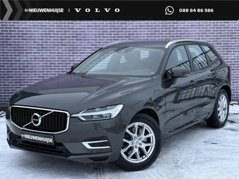 Volvo XC60 2.0 T8 Twin Engine AWD Momentum | Luchtvering | Trekhaak | Carplay/android auto | parkeer