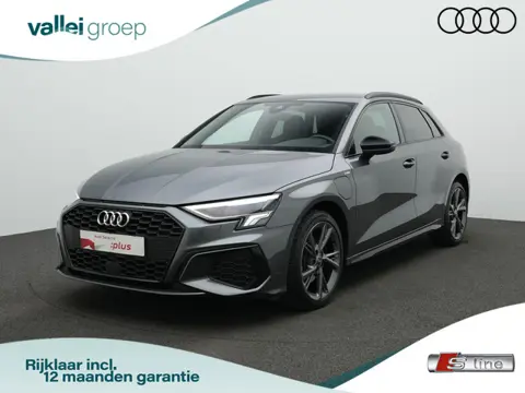Audi A3 Sportback 40 TFSI e 204 pk S-Line | Achteruitrijcamera | Stoelverwarming | Adaptive Cruise |