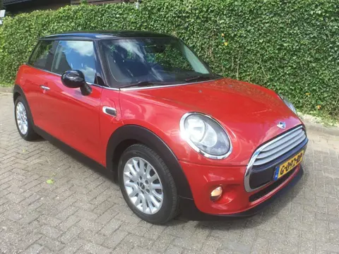 MINI Mini 1.5 Cooper Serious Business Climate control, keyles entry/go ,start stop ,136 pk