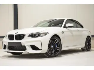 BMW M2 DCT Coupé slechts 500 KM NL Auto