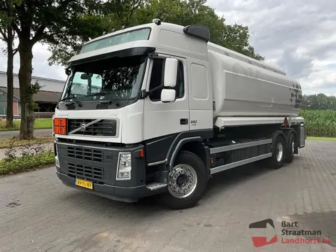Volvo FM 9.380 6x2 Euro 5 tankwagen, 25000 L 4 Compartementen. BS1830