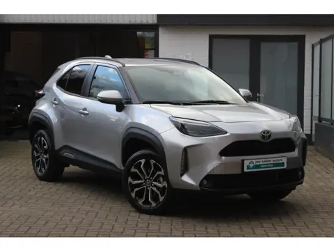 Toyota Yaris Cross 1.5 Hybrid 115 Dynamic Navi/Carplay, Keyless Entry/start, WinterPack, LED, NIEUW!