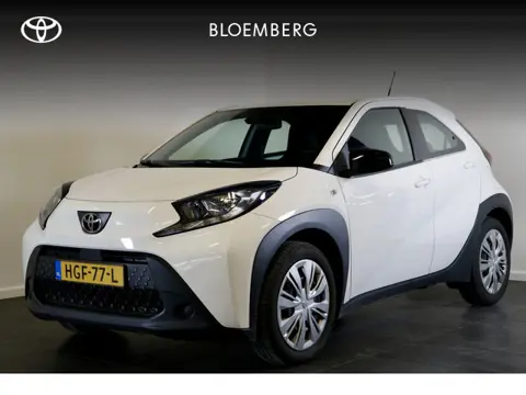 Toyota Aygo X 1.0 VVT-i MT Play | Apple Carplay | Achteruitrij camera | Android auto |