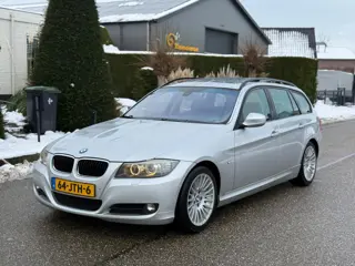 BMW 3-serie Touring 320i Executive AUT 2009 Pano/Navi/Clima/Lmv