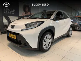 Toyota Aygo X 1.0 VVT-i S-CVT Play | Apple Carplay | Automaat | Achteruitrijcamera |