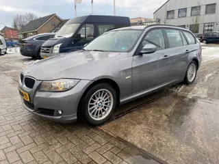 BMW 3-serie Touring 320d Luxury Line