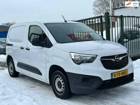 Opel COMBO 1.5D L1H1 Standaard 3 personen carplay parkeer sensor airco cruis control