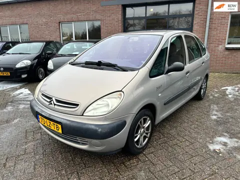 Citroen Xsara Picasso 1.6i Différence // 137.000 km NAP !!