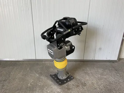 Giant GR740 E trilstamper DEMO electrisch