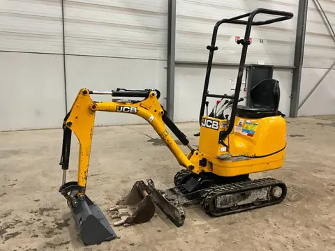 JCB 8008 CTS (bj 2022)
