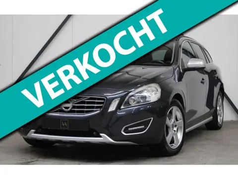 Volvo V60 2.0 T Momentum 203 PK l Xenon l LED l NAVI l Bluetooth