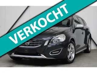 Volvo V60 2.0 T Momentum 203 PK l Xenon l LED l NAVI l Bluetooth