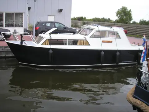 Nieuwbouw casco's tot compleet schip