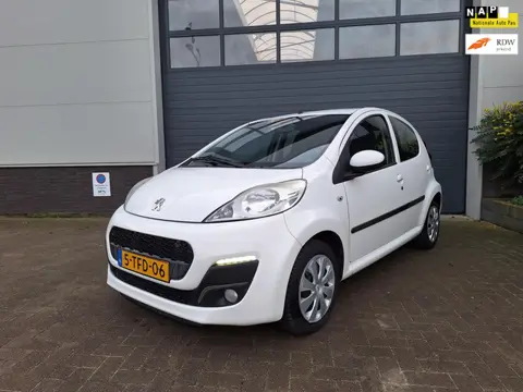 Peugeot 107 | 1.0 Active | Airco | Volledig onderhouden | Parkeer sensoren |