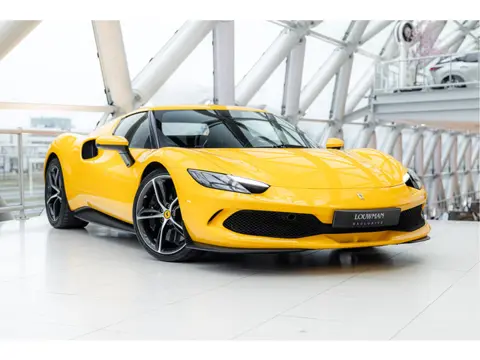 Ferrari 296 GTB 3.0 V6 | Lift | Carbon | Nero | (bj 2022)