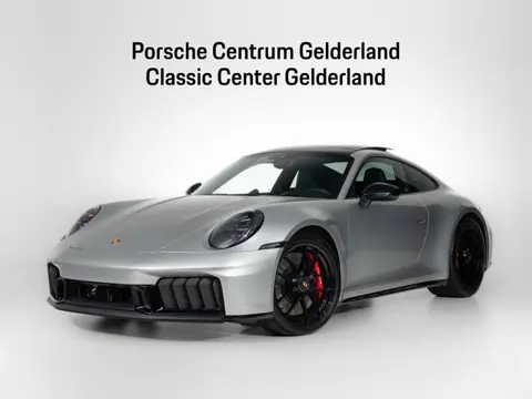 Porsche 911 Carrera 4 GTS