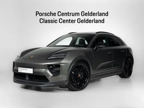 Porsche Macan 4