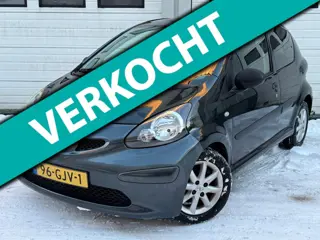 Toyota Aygo 1.0-12V + Elektrische ramen/airco/5 deuren