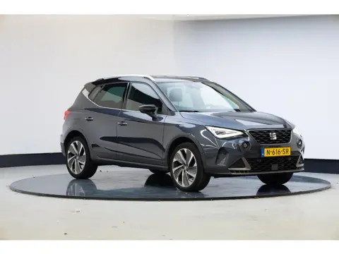 SEAT Arona 1.0 TSI FR Business Intense | nieuw model | 18 inch | Led koplampen | Achteruitrijcamera 
