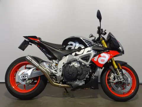Aprilia TUONO V4 1100 FACT SUPERPOLE (bj 2018)