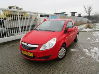 Opel Corsa 1.0-12V Essentia