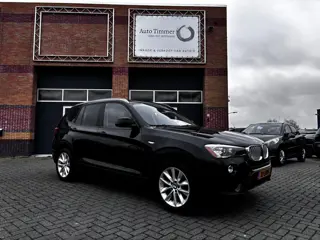 BMW X3 xDrive28i High Executive Harman Kardon, panodak, leder volle AUTO