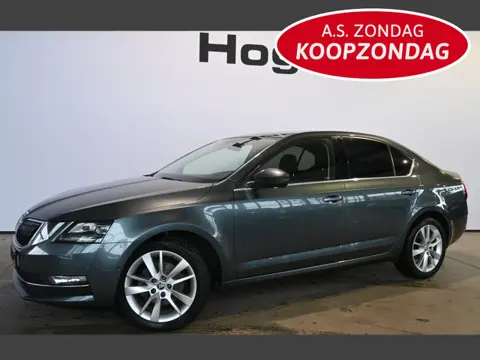 Škoda Octavia 1.0 TSI Greentech Style Business Automaat Navigatie Carplay Stoelverwarming Inruil Mog