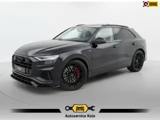 Audi Q8 55 TFSI quattro * S-line * Panoramadak * Dealer onderh. *
