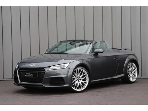 Audi TT Roadster 1.8 TFSI Pro S-line | 180PK | Led | Schaalstoelen | Stoel/Nek-verwarming | Pdc | Cr