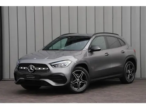 Mercedes-Benz GLA 250e AMG | 218PK | Sfeerverlichting | Led | Stoelverwarming | Standkachel | Widesc