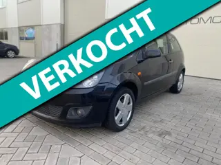 Ford Fiesta 1.3-8V Futura APK 08-12-2026 ELEKTRISCHE RAMEN AIRCO