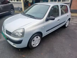 Renault Clio 1.2 Authentique Comfortmet nieuwe apk december 2026 en 4 nieuwe winterbanden