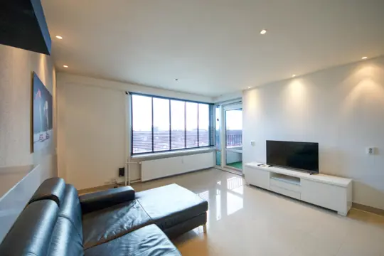 Te koop in Amstelveen - Bos en Vaartlaan 96