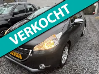 Peugeot 208 1.2 PureTech Style Pack AUTOMAAT