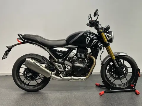 Triumph Speed 400 (bj 2024)