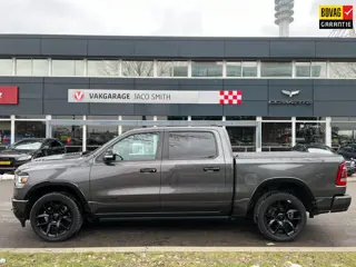 Dodge Ram 1500 5.7 V8 4x4 Crew Cab Laramie Sport package