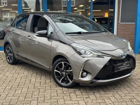 Toyota Yaris 1.5 Hybrid Bi-Tone Plus 2018 AUT NAVI CLIMA NAP