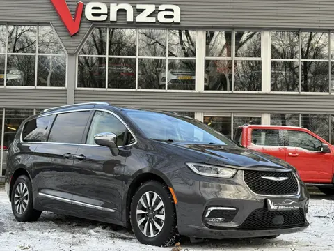 Chrysler Pacifica 3.6 V6 Hybrid PHEV LIMITED (bj 2021)