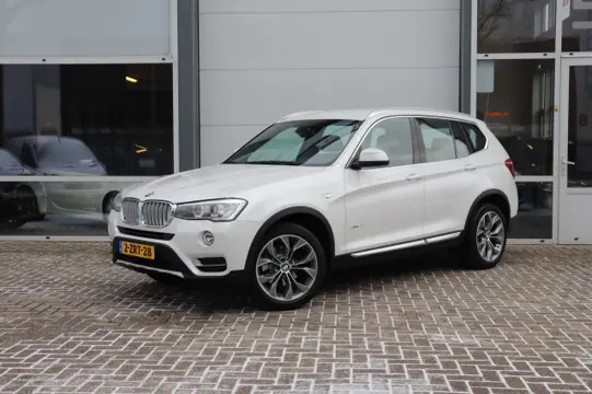 BMW X3 SDRIVE20I HIGH EXEC/ORIG.NL/DEALER.ONDH/KEYLESS/CAMERA/TREKHAAK