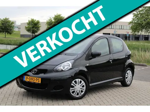 Toyota Aygo 1.0-12V Comfort l Airco l Elek Pak l APK 05-2023