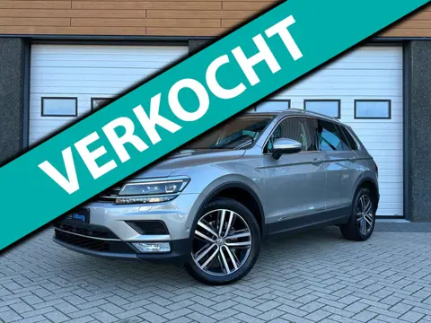 Volkswagen Tiguan 2.0 TSI 4Motion Highline Pano Leder Trekhaak