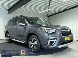 Subaru Forester 2.0i e-BOXER First Edition Automaat | Trekhaak | Leder | Memory