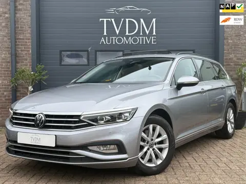 Volkswagen Passat Variant 1.5 TSI Business|PANO|NAVI|CAMERA|MATRIX LED|