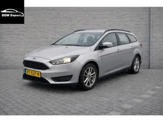 Ford FOCUS Wagon 1.5 TDCI Trend | Airco | Navi | Trekhaak | Sensoren | Stuurbediening | B