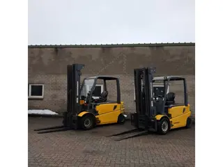 2x JUNGHEINRICH EFG 545 550 4,5 en 5 ton Elektrische heftrucks