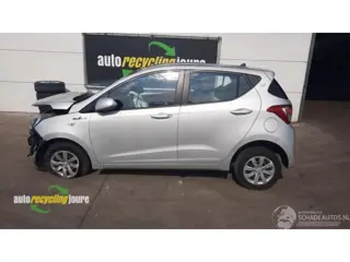 Hyundai I-10 onderdelen (donorauto) kleur: RYS (bj 2016)