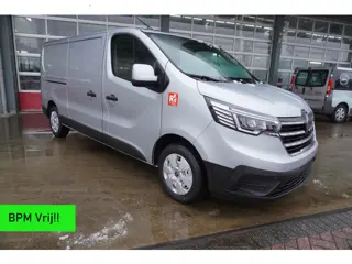 Renault Trafic 2.0 Blue dCi 130 T30 L2H1 Red Edition nr. v149 | Airco | Cruise | Apple CP + Android 