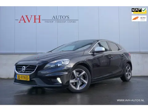 Volvo V40 2.0 T2 R-Design