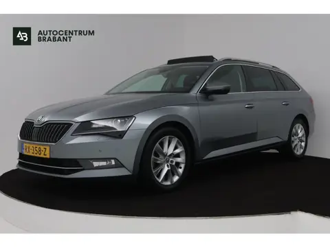 Skoda Superb Combi 1.4 TSI ACT Ambition Business (PANORAMADAK, STOELVERWARMING, ELEKTR STOELEN, NAVI