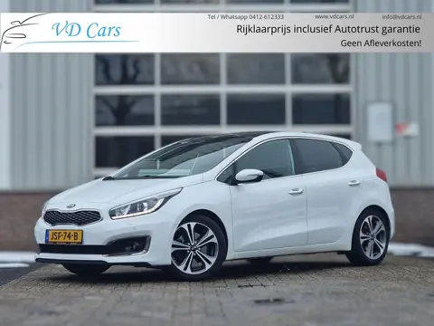 Kia Cee'd 1.6 GDI DynamicLine AUTOMAAT*Vol opties*Geheugenstoel*Navigatie*Leder*Panodak*Camera*PDC*C